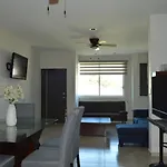 DEPARTAMENTO NUEVO Cerca de playa y a unos pasos del nuevo Parque Central
