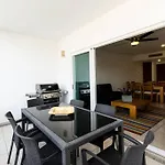 Exclusivo departamento en la zona dorada