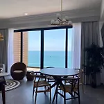 Departamento catania con vista al mar