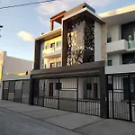Condo Monaco En Sabalo Country