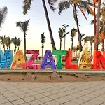 Estudio A Unos Pasos Del Malecon