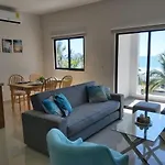 ¡Bonita Vista Al Mar Del Balcon!