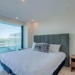 Hermosa Terraza Con Vista A La Laguna!