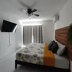 Pent-House A Media Cuadra Del Malecon, Hookipa Tower!