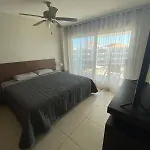 Departamento en Costa Veleros, vista a la Marina