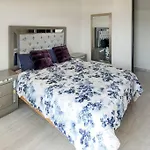 Luxusphere With Gym, Pools And Rental Vehicle