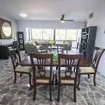 Mazatlan Aura Condo With Pool