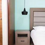Enjoy Waves History And Comfort 2Br - 6 Guests