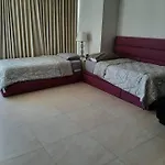Peninsula Tower 4 Bedrooms Beachfront Sea View