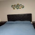 Zona dorada: amplio departamento para 12