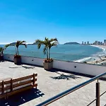 Depa A 1 Calle Del Malecon - Alba