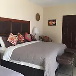 El Sol La Vida Beach Front B/B Adults Only