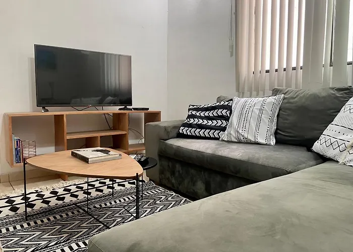 Departamento Centrico Junto Al Parque