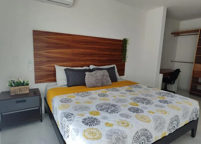 Pent-House A Media Cuadra Del Malecon, Hookipa Tower!