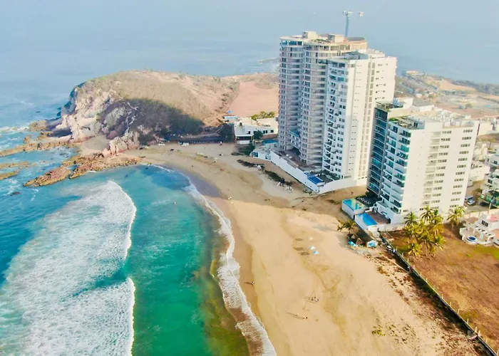 Brujas Tower Beach Resort