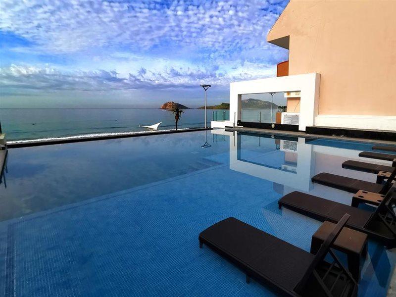 Coral Island View Hotel Mazatlán