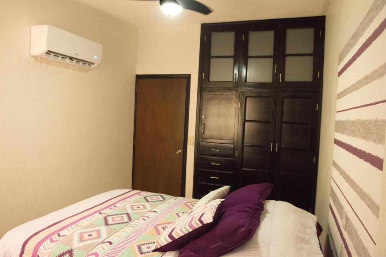 Casa Vacacional A 5 Min De La Playa, 12 O Mas Personas *
