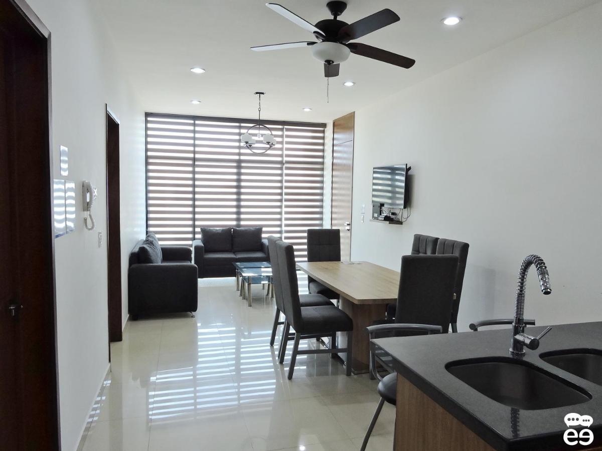 Amplio Departamento En Zona Dorada A 3 Cuadras De Playa - P304 Apartamento