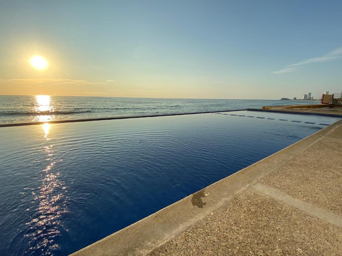 Marina Del Sol 402 / Estudio Con Acceso A La Playa Apartment