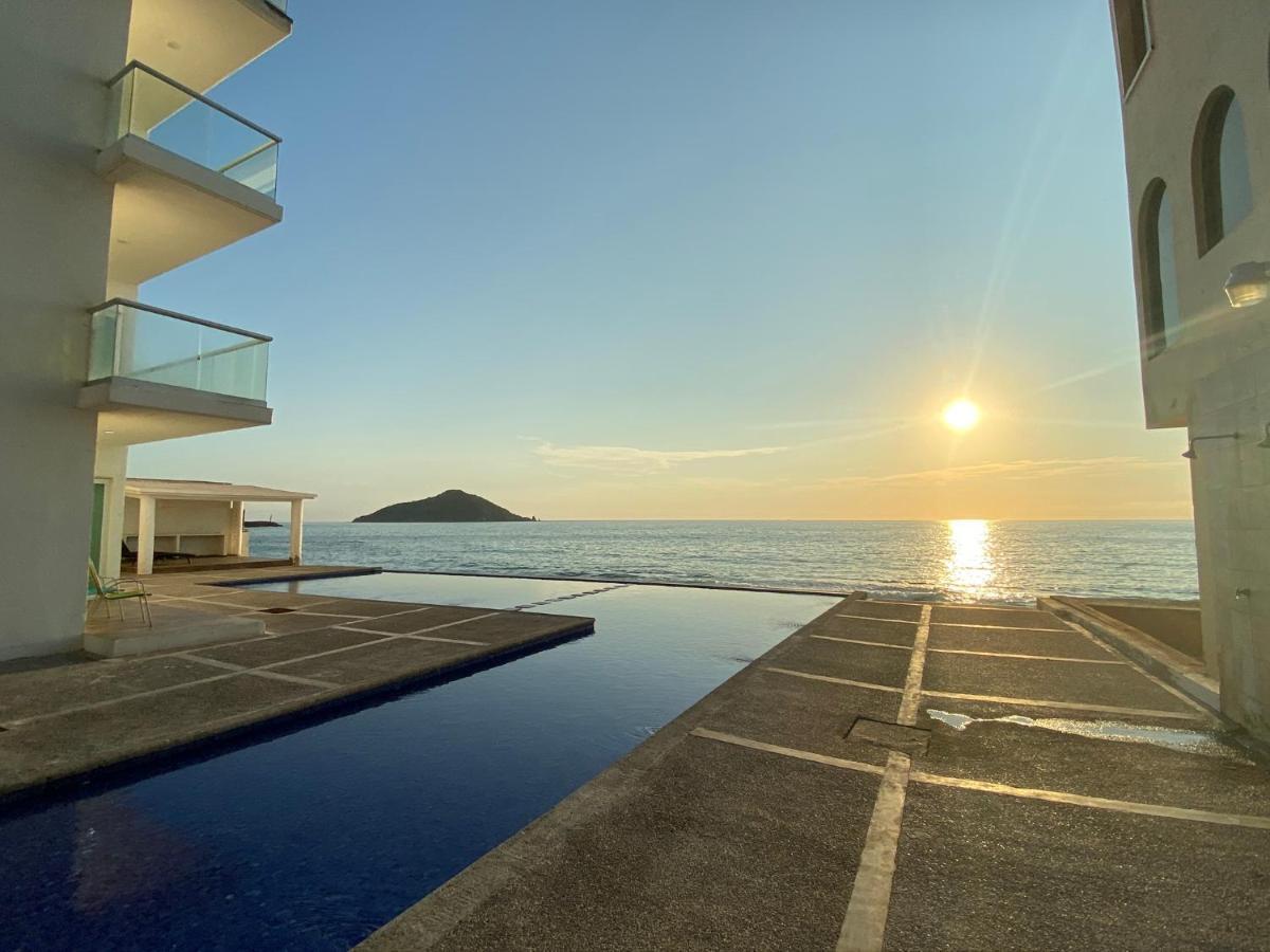 Marina Del Sol 402 / Estudio Con Acceso A La Playa * Mazatlan