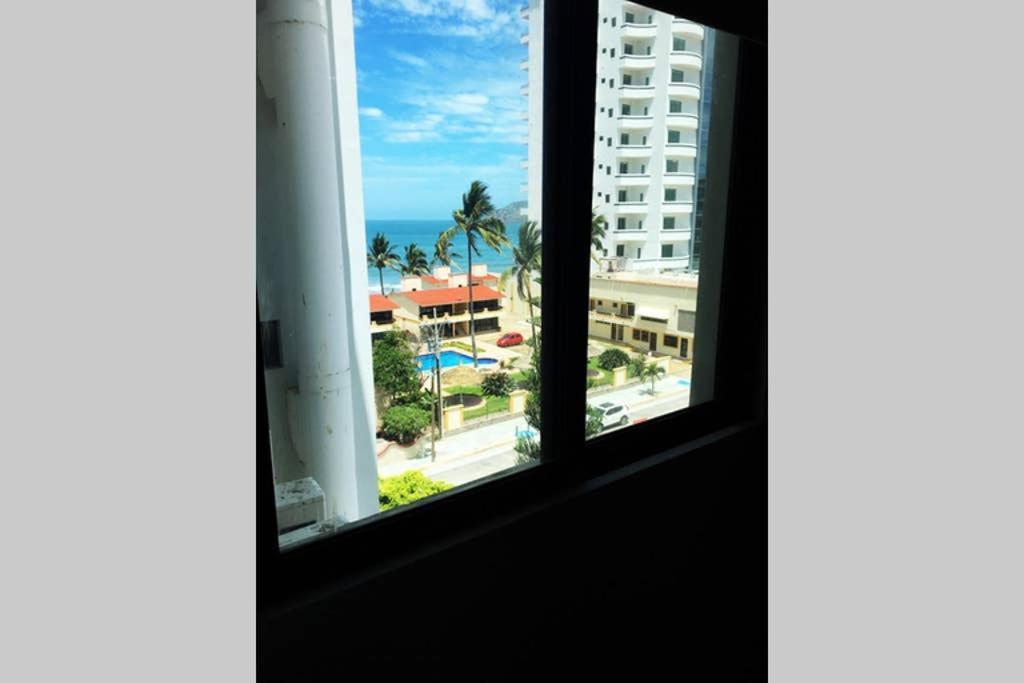 Apartamento Depadelux 35 Mt De La Playa! Zona Dorada Vista Al Mar!