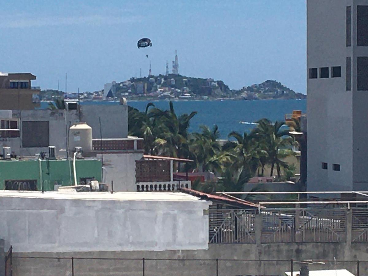 Depadelux 35 Mt De La Playa! Zona Dorada Vista Al Mar! * Mazatlán