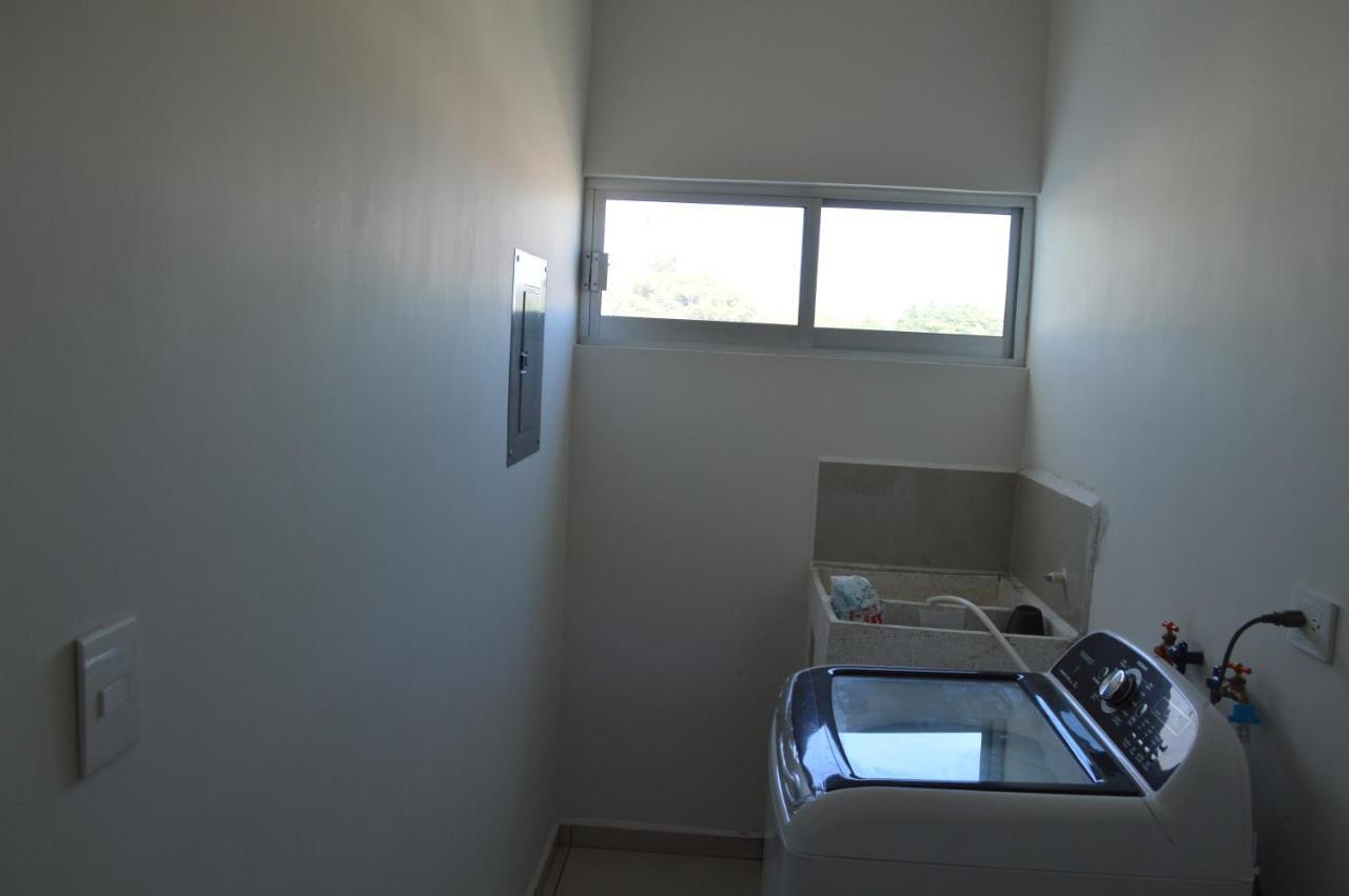 Departamento Nuevo Cerca De Playa Y A Unos Pasos Del Nuevo Parque * Mazatlán
