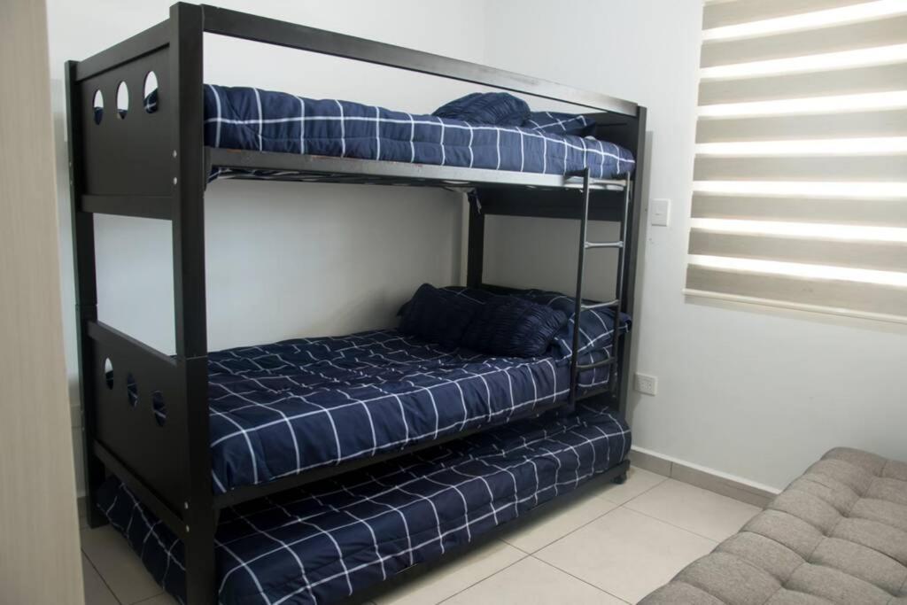 Departamento Familiar En *