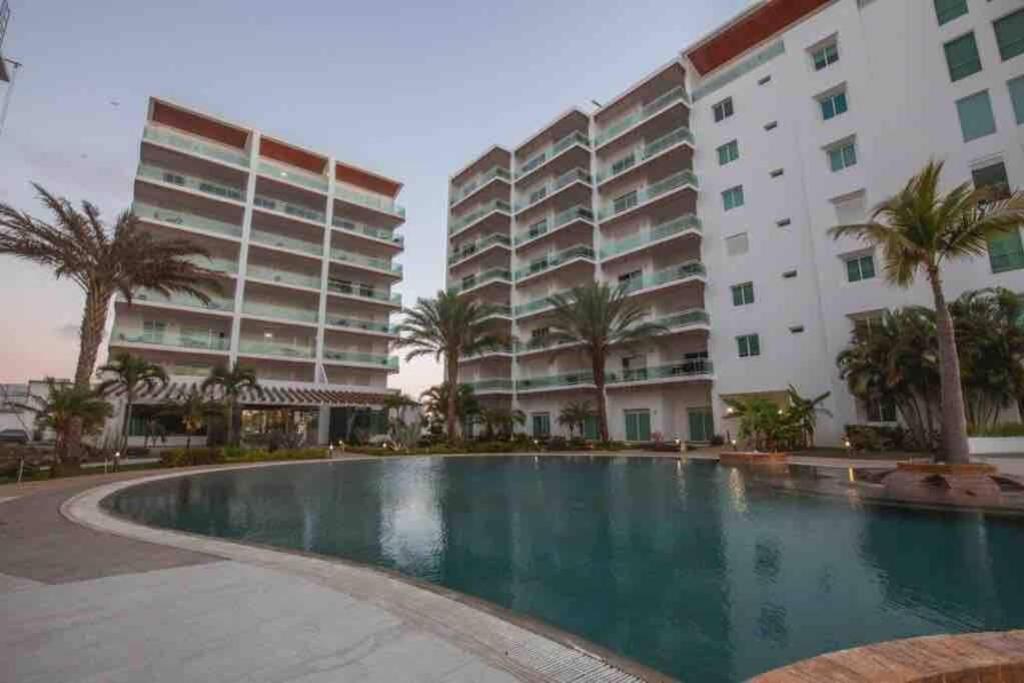 8012 Hotelera Pacifika Ideal Parej Apartment