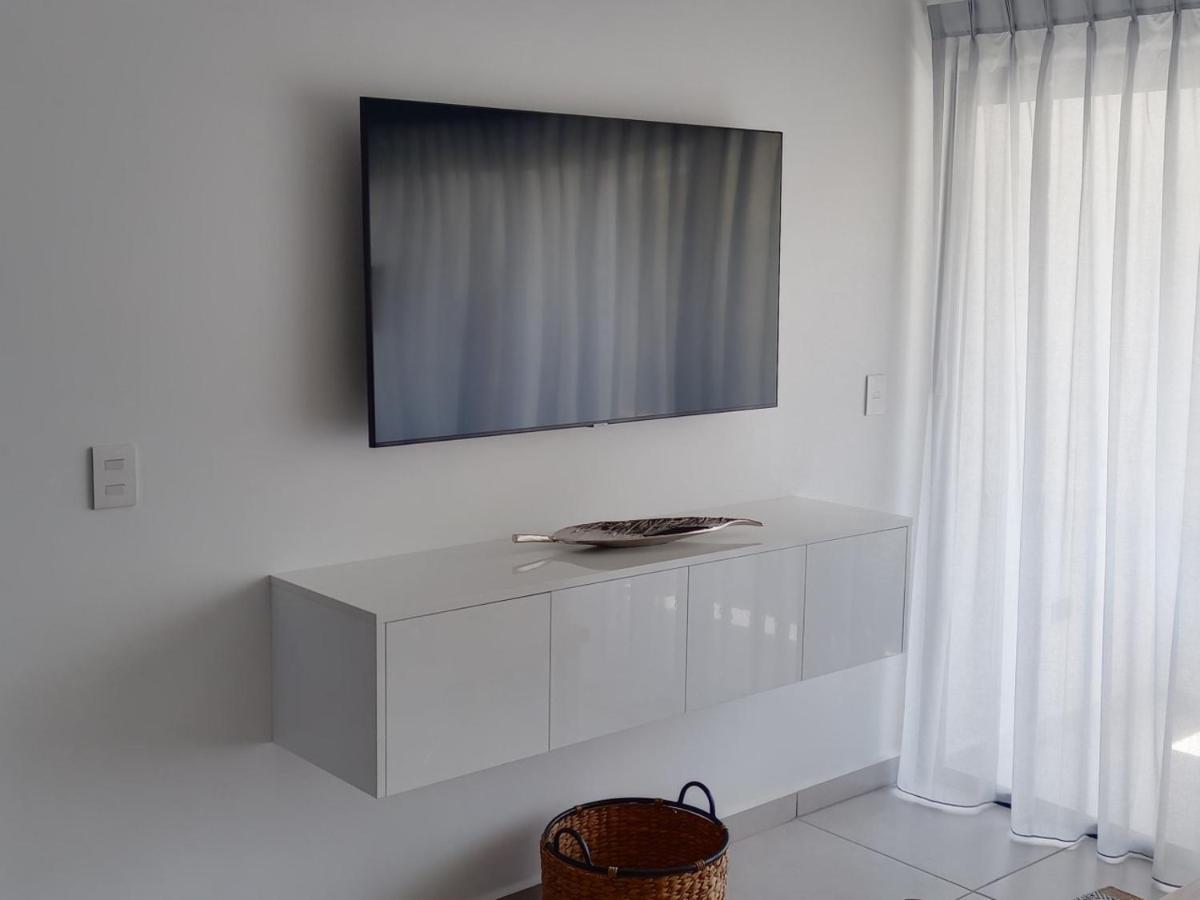 Modern Decor Near Ocean * Mazatlán