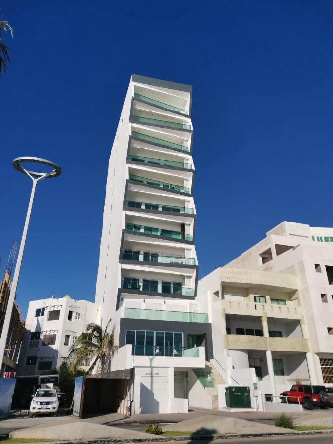 Apartamento Hermoso Y Moderno Departamento Frente Al Malecon Con Preciosa Vista Al Mar