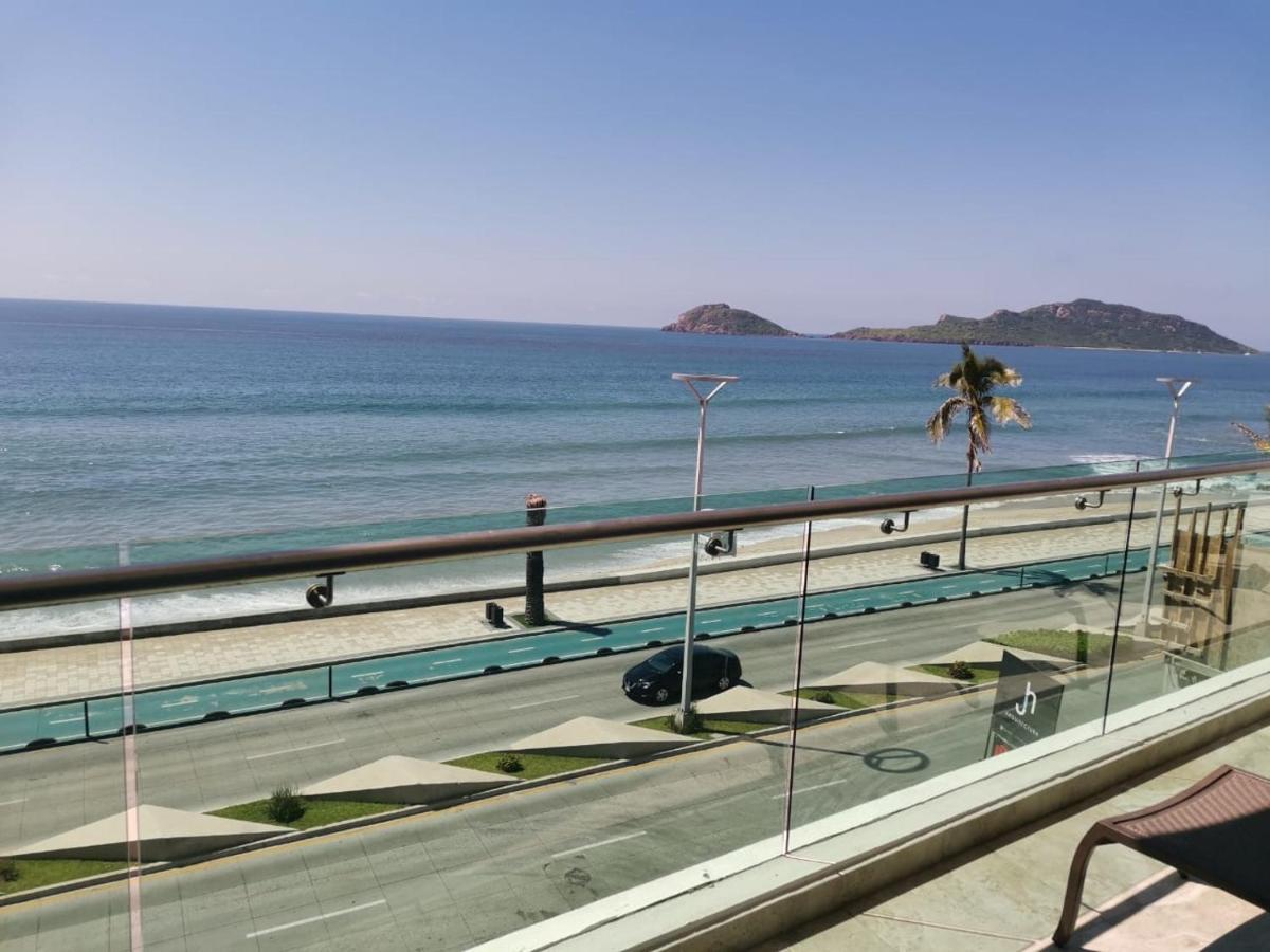 Apartamento Hermoso Y Moderno Departamento Frente Al Malecon Con Preciosa Vista Al Mar