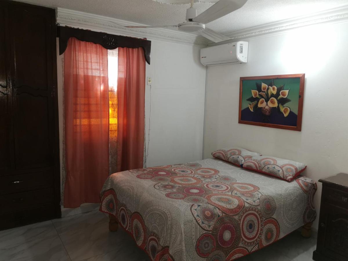 Casa Amueblada - *