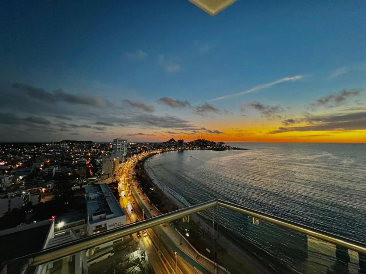 Sunset View Malecon 1404 Vista Panoramica Al Mar
