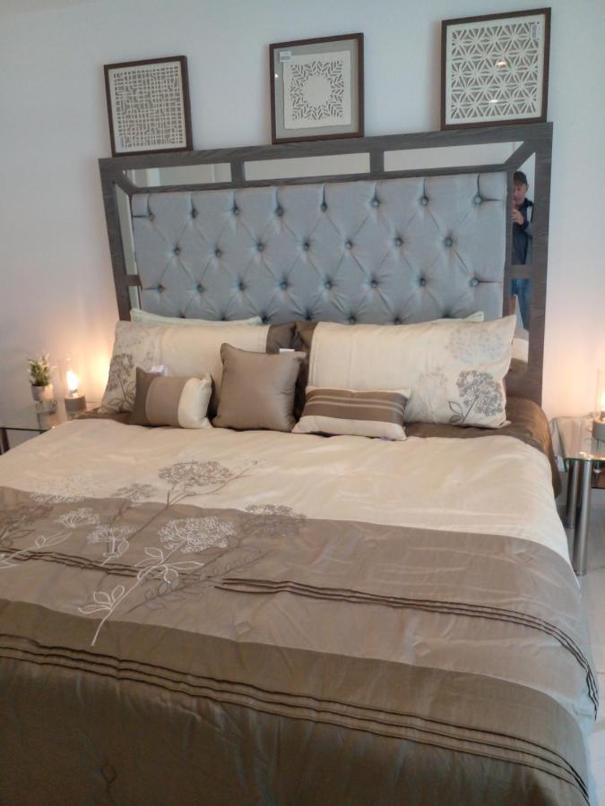 Apartment Marina Del Sol Directly On The Ocean 102