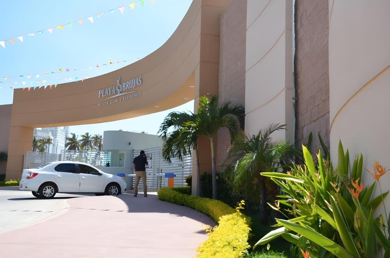 Brujas Tower * Mazatlán