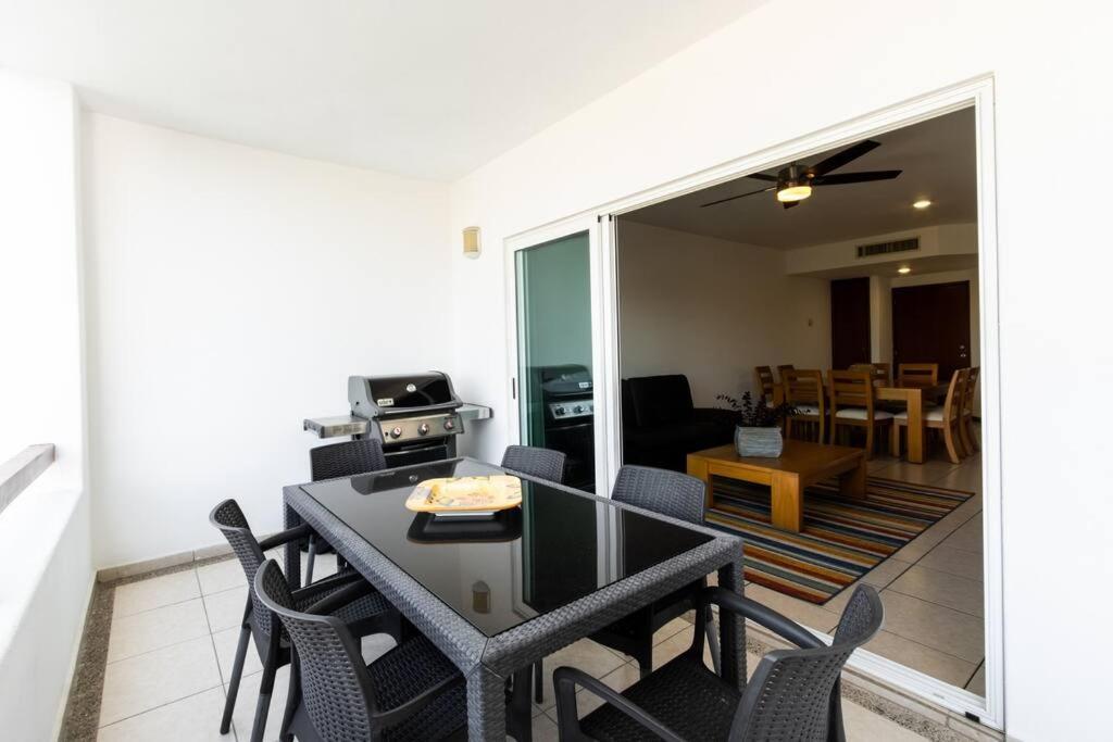 Exclusivo Departamento En La Zona Dorada Apartamento *