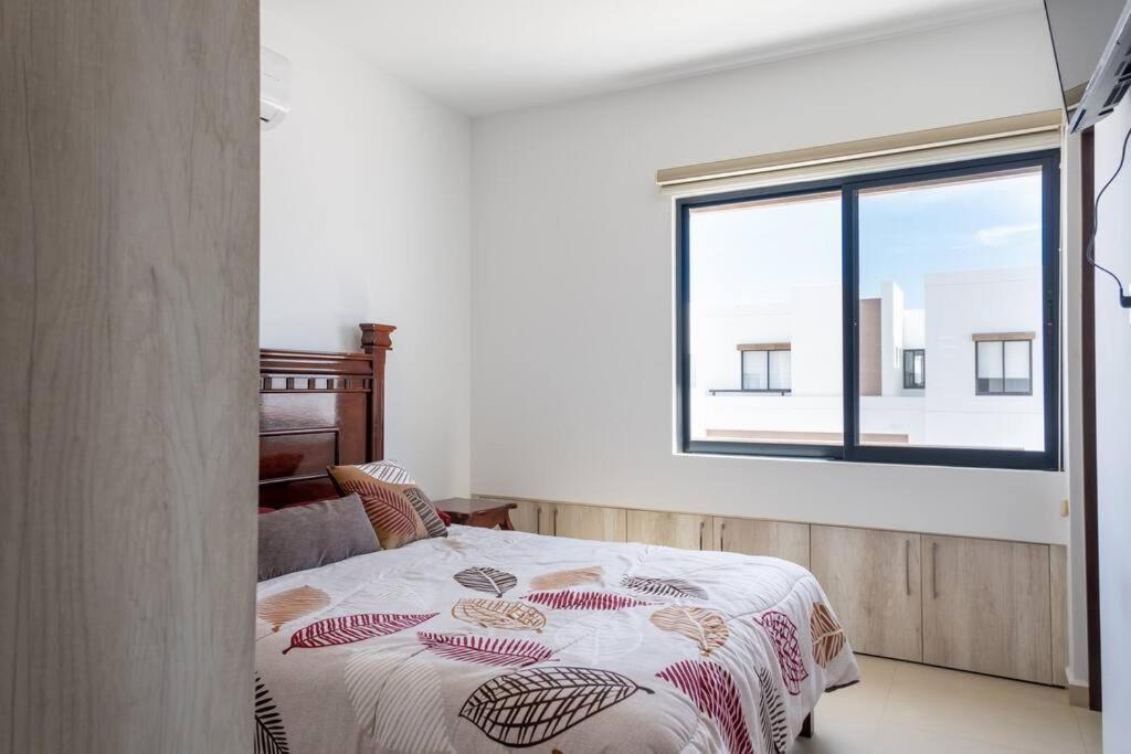 Holiday home Agradable Casa Con Terraza Y Vista A La Alberca