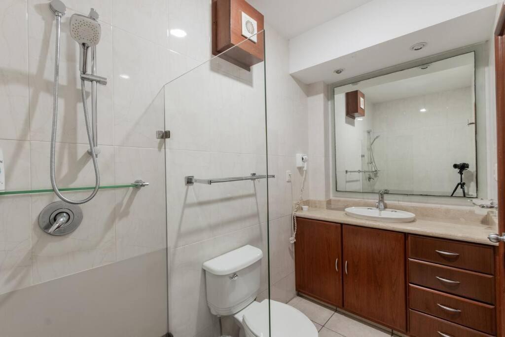 Exclusivo Departamento En La Zona Dorada Apartamento *