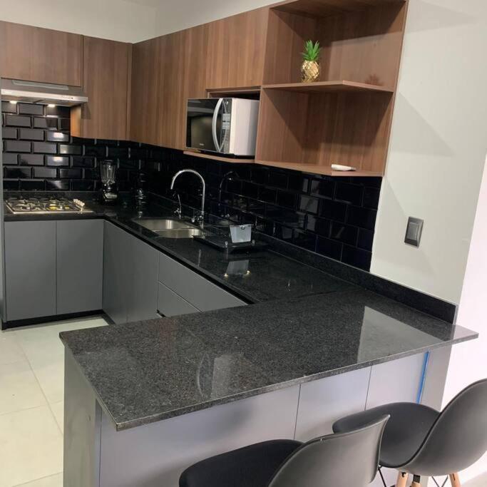 Apartment Playa Sur, 5 Min Playa Camina, Machado, Olas!
