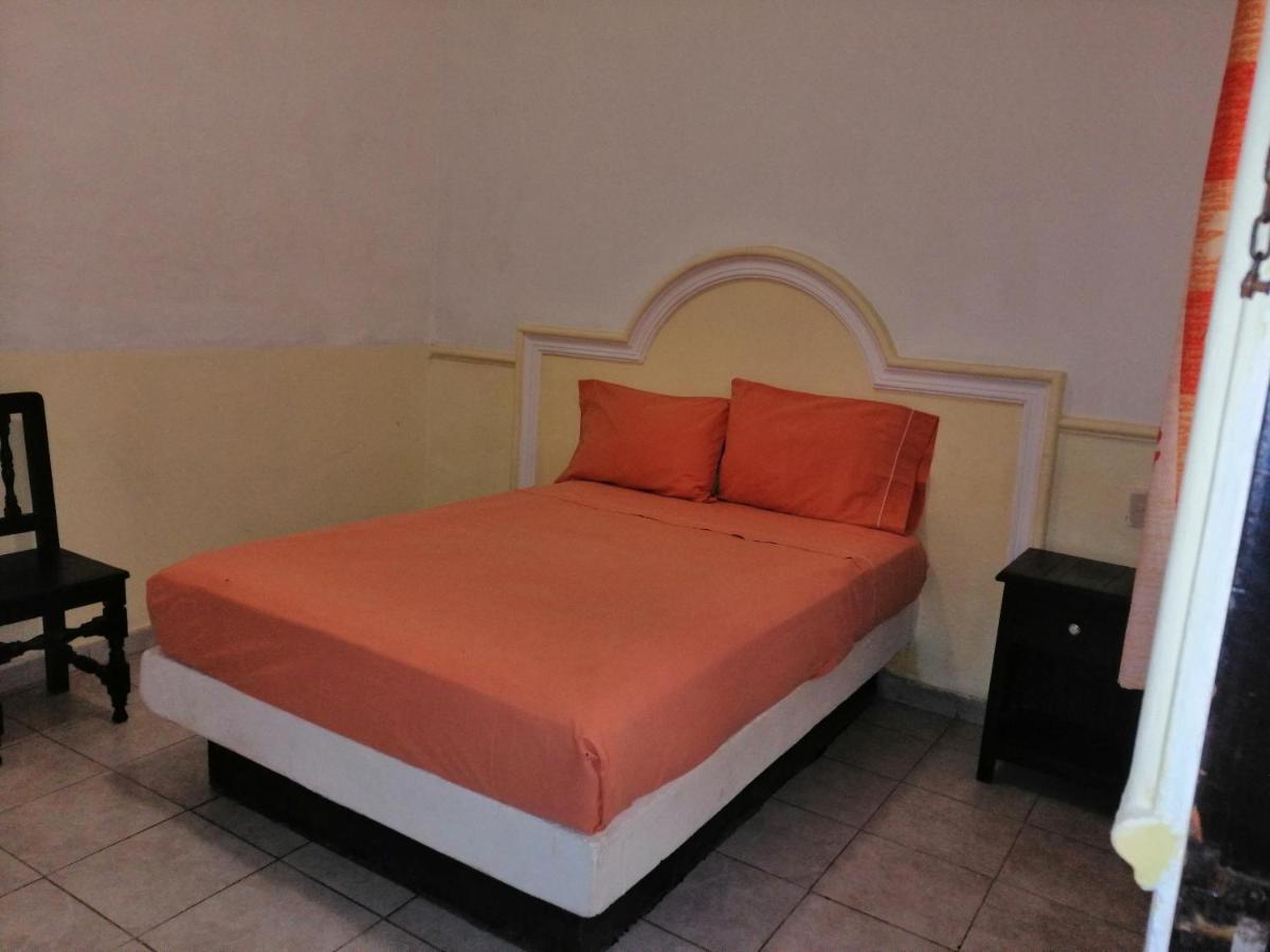 Kiko Hotel 2*