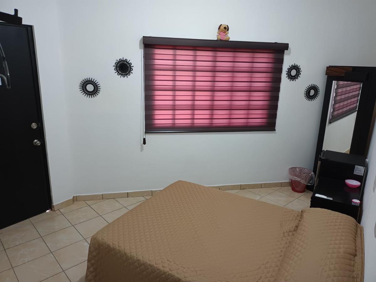 Posada De Lucy Apartahotel Mazatlán