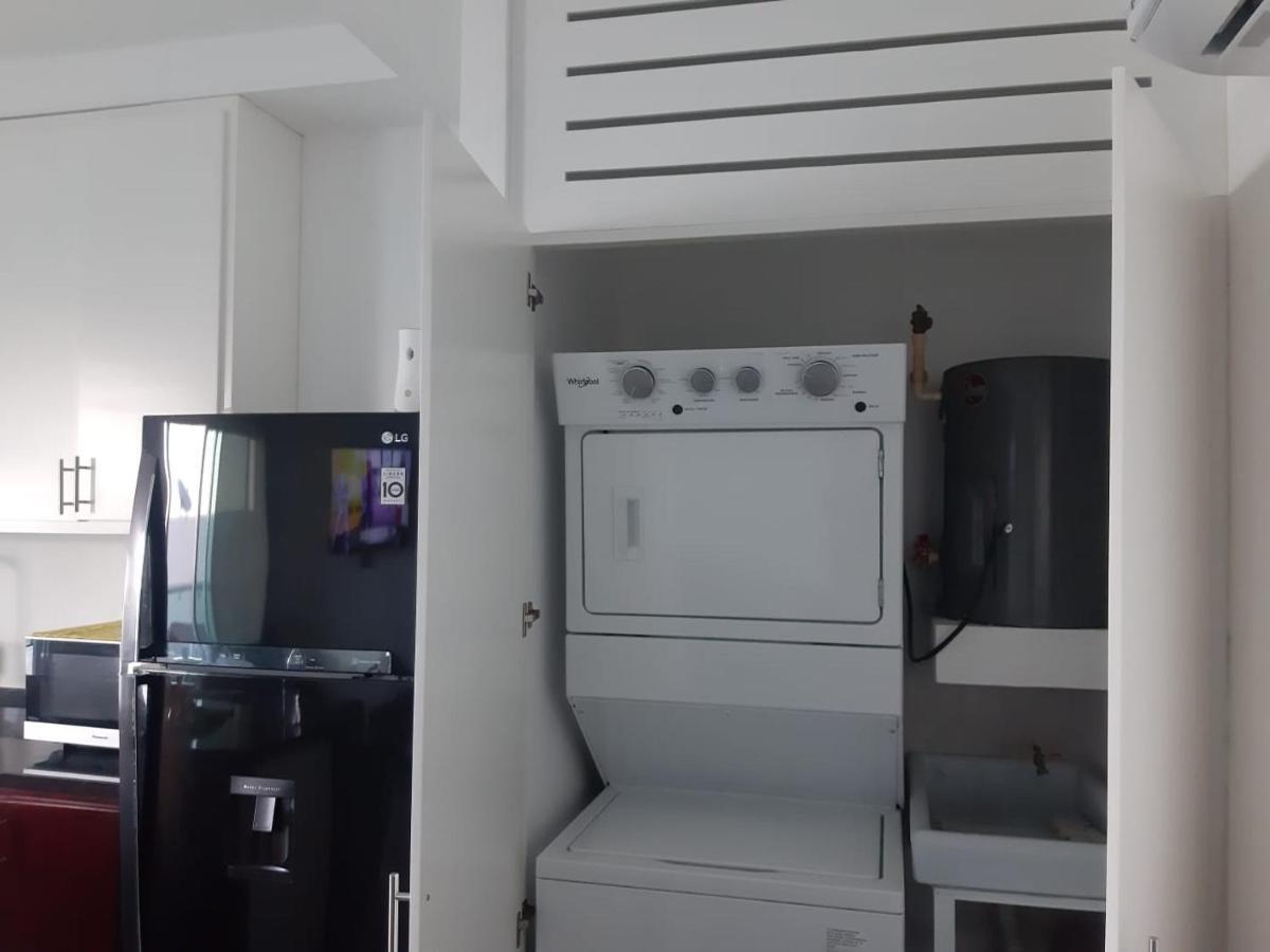 Hermoso Y Moderno Departamento Frente Al Malecon Con Preciosa Vista Al Mar Apartamento *