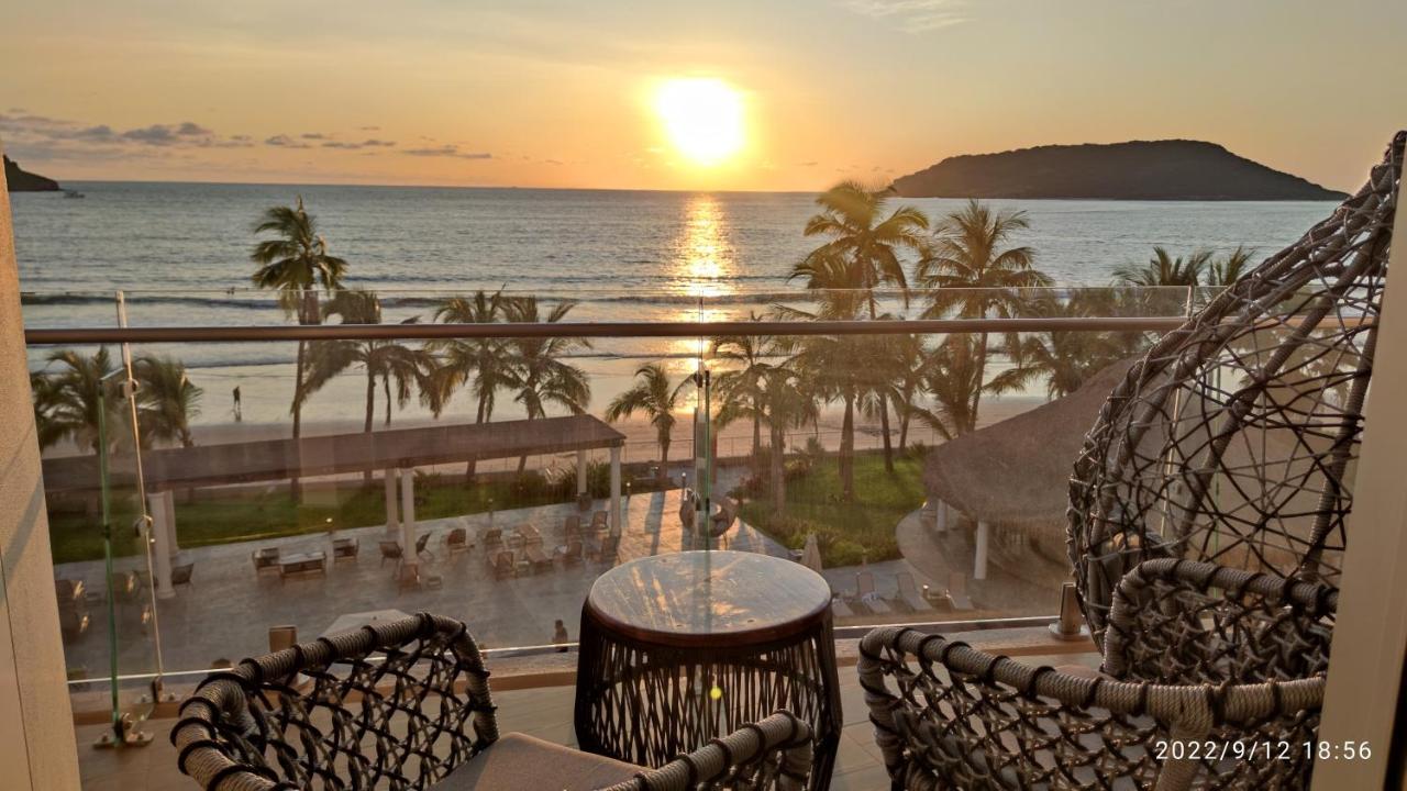 Atardecer Magico En Apartamento Mazatlán