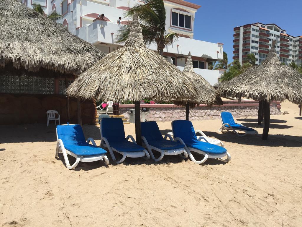 Maz4you Beachfront Apartment Mazatlan