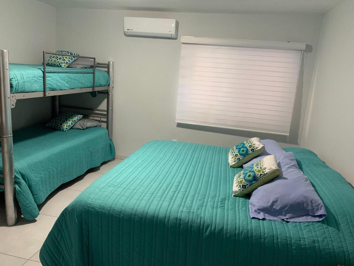 Holiday home Casa Brisa Y Departamentos! A 3 Min La Playa&malecon *