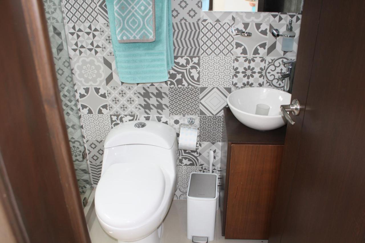 Apartment 2br/2ba 1 Block To Ocean! - Unit 6 *