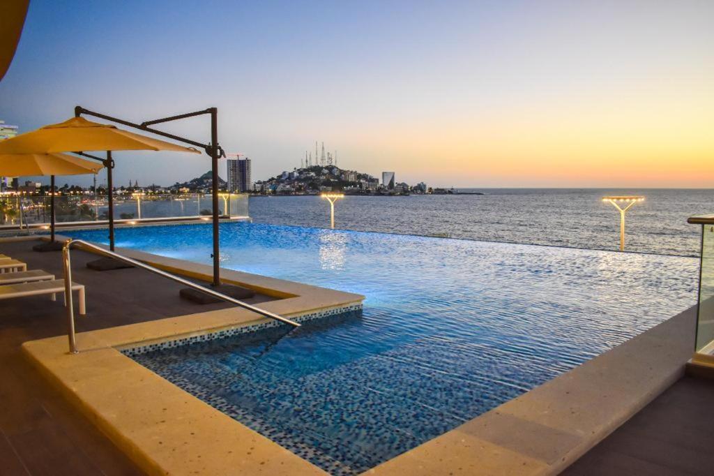 En Sunset View 1202 Mazatlan