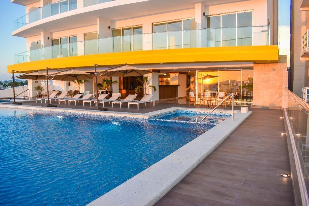 En Sunset View 1202 * Mazatlan