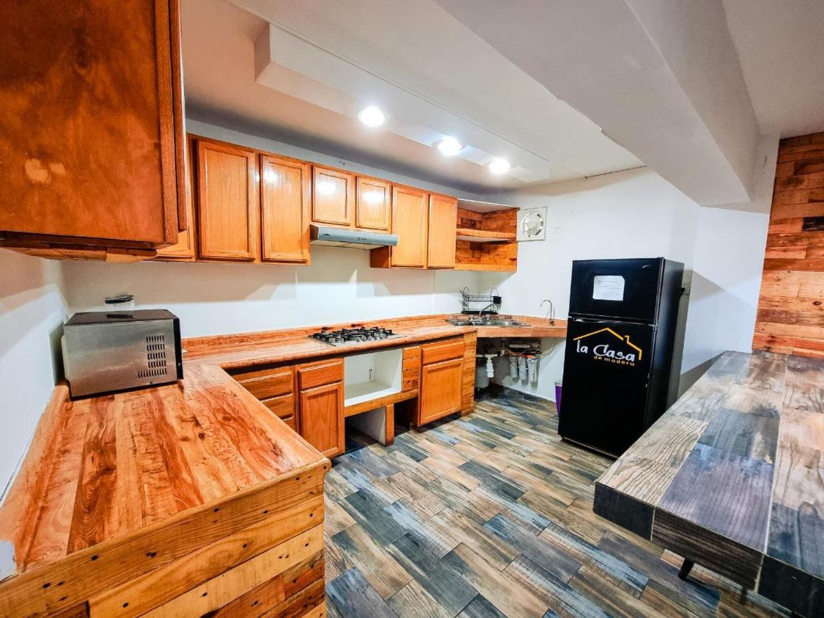 Hostal La Casa De Madera * Mazatlan